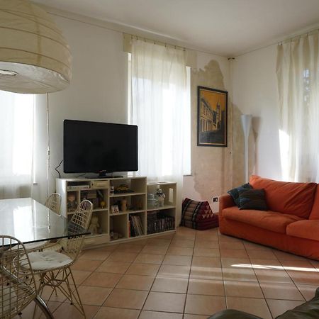 Appartamento Moderno A 2 Passi Dal Duomo Di Parma Exteriör bild